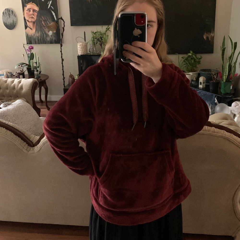 SUPER FUZZY COSY HOODIE